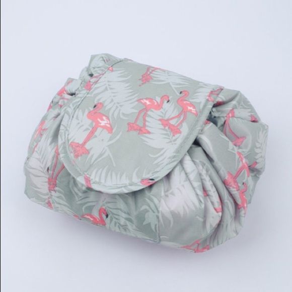 Flamingo Print Lay Flat Drawing Makeup Bags with 2 Interior Zipper Pockets 💗 - Picture 2 of 7